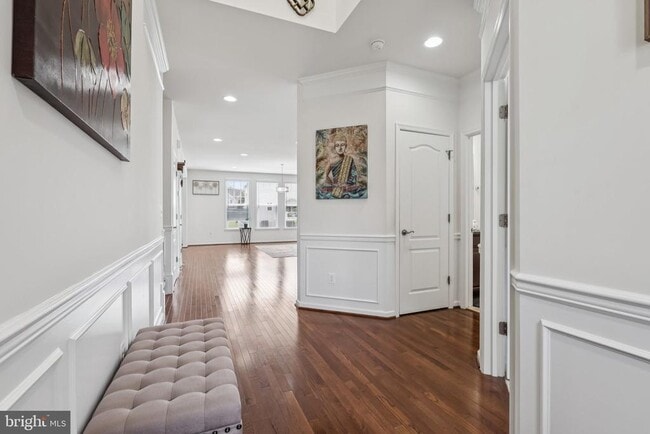 Building Photo - 41741 Stonecutter St Rental