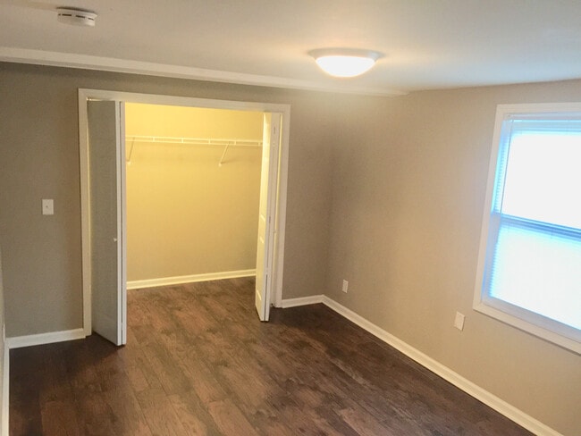 Photo - 3 Bedroom 1 Bath House in Madison with Amenities! $1925/mo
