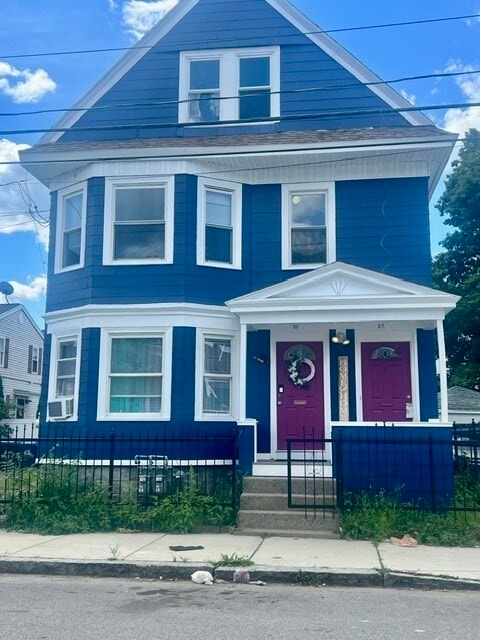Building Photo - 57-59 Phillips St Unit 59