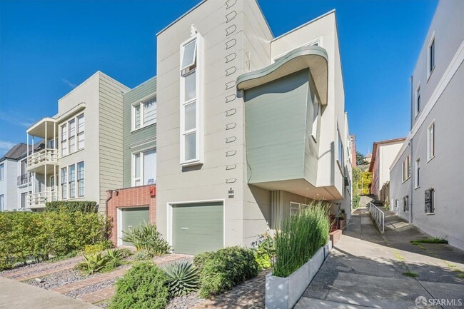 Photo - 148 Beaumont Ave