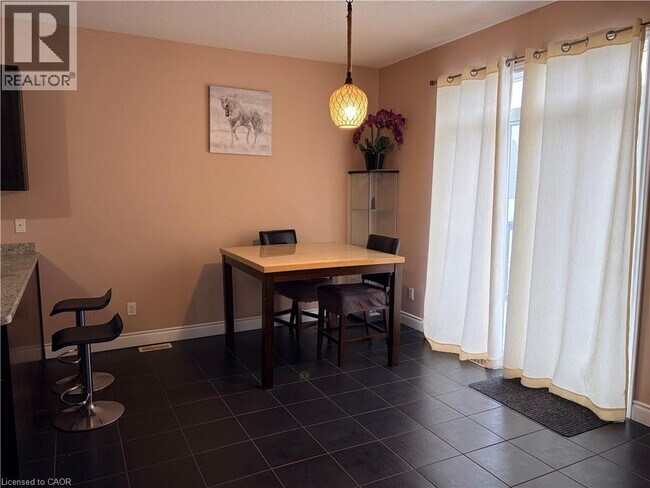 Photo - 212 Westfield Pl