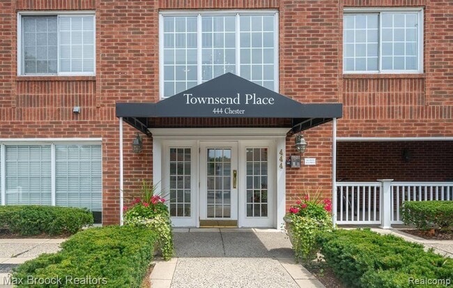 Building Photo - 444 Chester St Unit 405