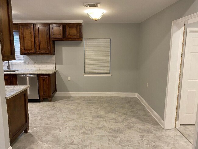 Photo - 10451 N Essex Dr