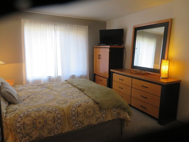 Photo - 7570 Foxridge Way Unit B