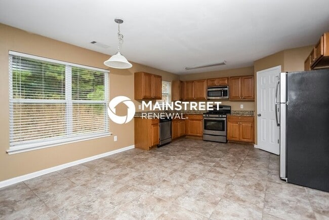 5 Bedroom Pet-Friendly Home in Atlanta, GA with Main Street Renewal