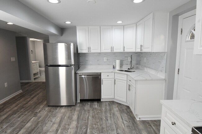 Photo - 7202 Riggs Rd