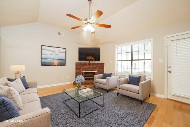 Photo - 125 N Parkway St
