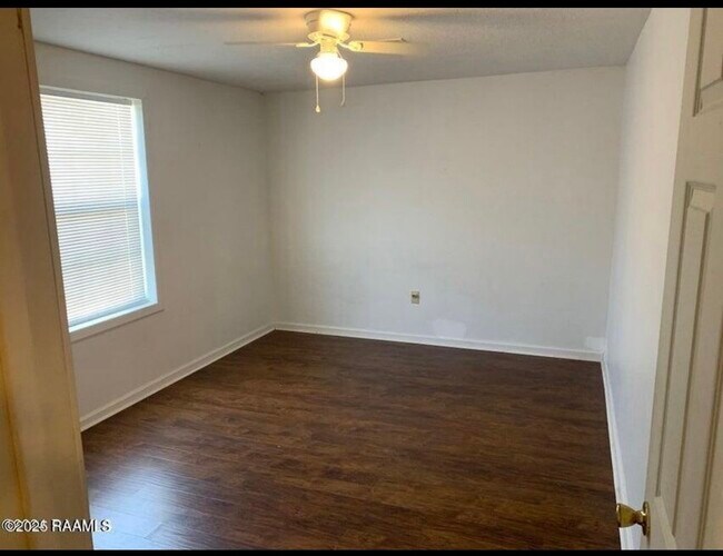 Photo - 1003 School St Unit B