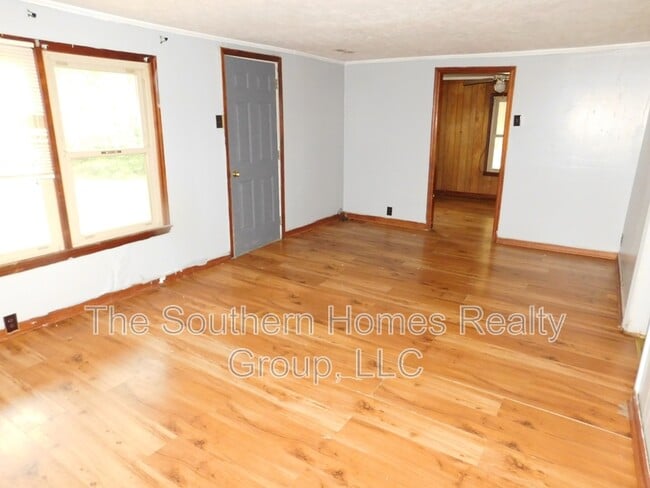 Photo - 1213 Broad St
