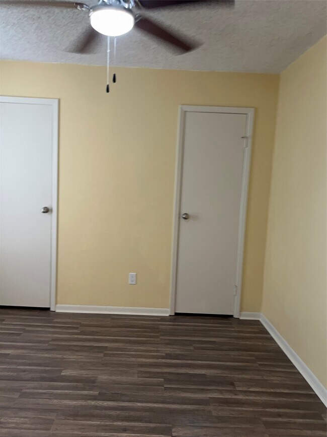 Photo - 3919 Fairmont Pkwy Unit 200