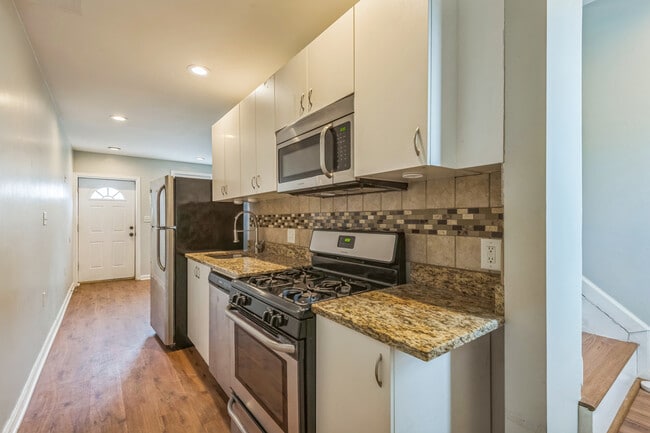 Photo - 411 McAllister St Townhome