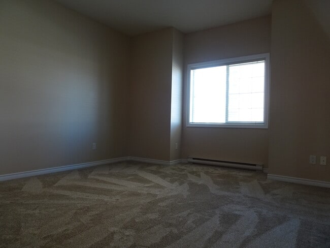 Photo - 1125 Bernard Ave