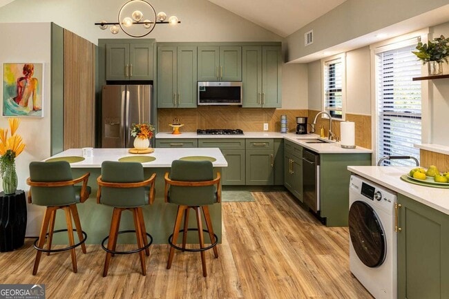 Photo - 1668 N Druid Hills Rd NE