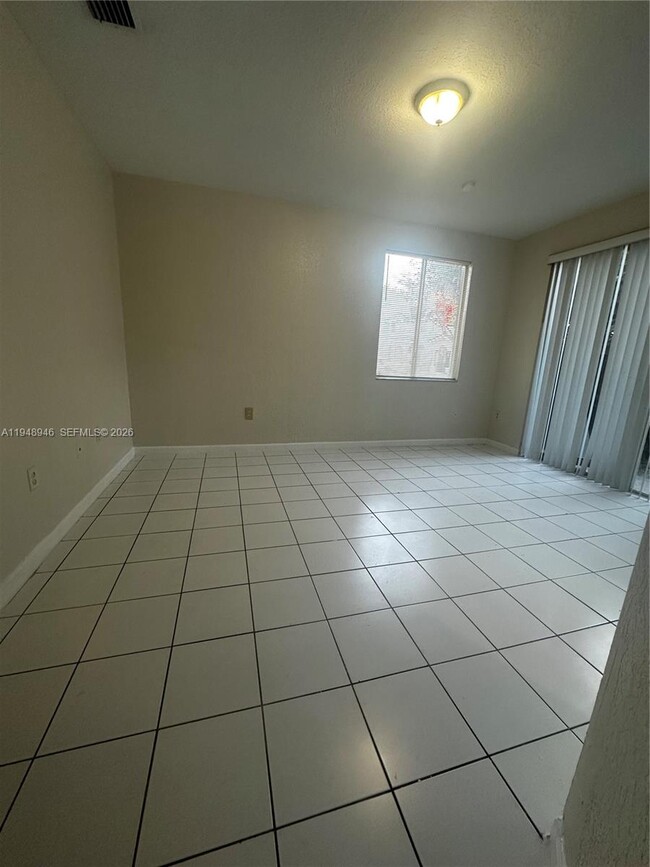 Photo - 2440 SE 14th Ave