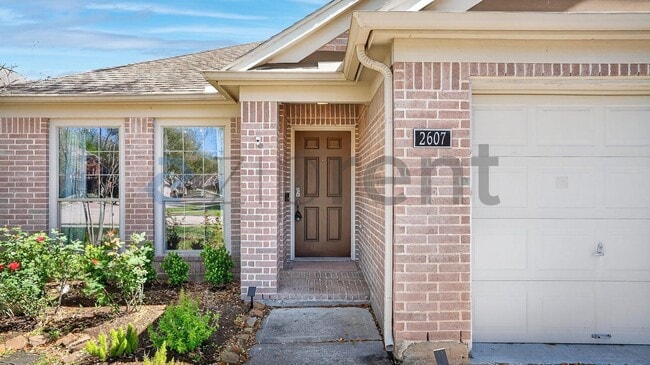 Photo - 2607 Diamond River Dr