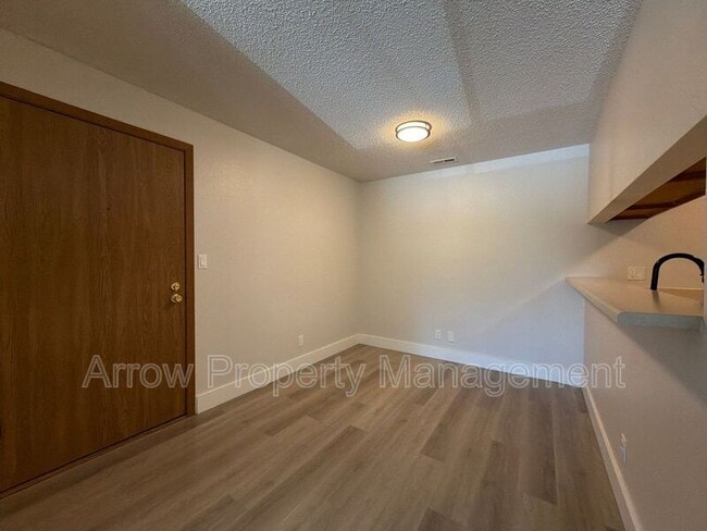 Photo - 2344 N 44th St Unit 19