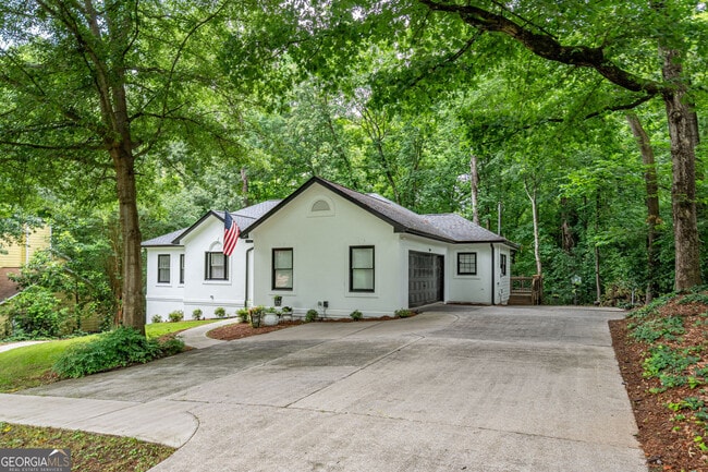 Photo - 3924 Ashford Dunwoody Rd NE