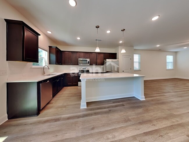 Photo - 1617 Lamplighter Ln