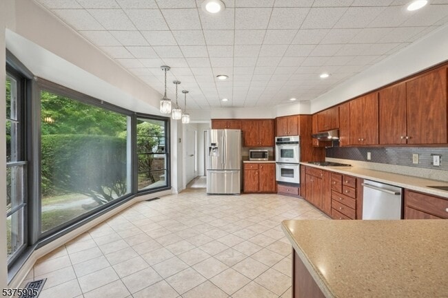 Building Photo - 18 Dorison Dr Rental