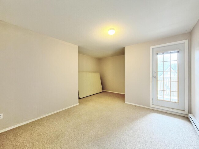 Photo - 5-15355 26 AVENUE