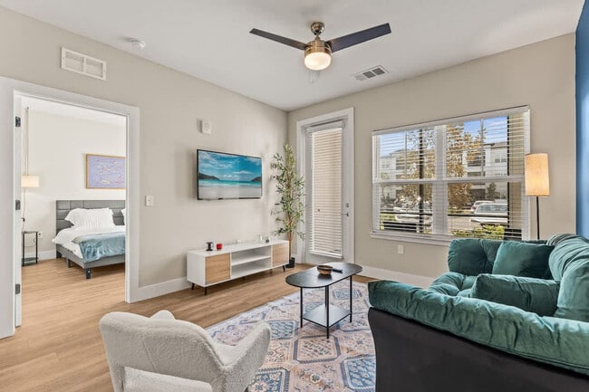 Building Photo - 12550 Windy Pointe Lp Unit ID1314627P