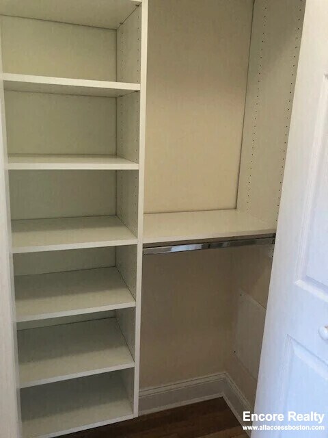 Photo - 72 St Paul St Unidad 12