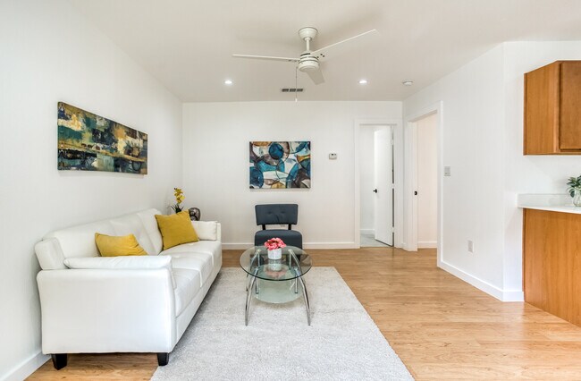 Photo - The Wilshire