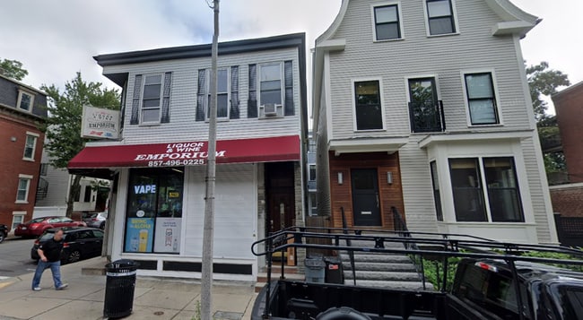 Building Photo - 338 K St Unit 1