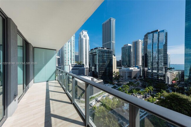 Building Photo - 1300 S Miami Ave Unit 1003