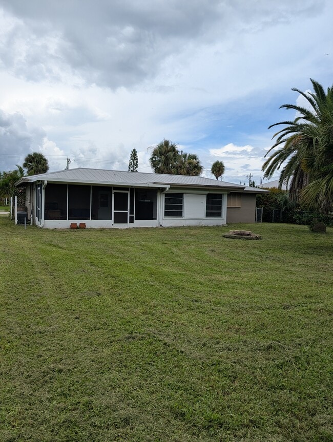 Building Photo - 216 El Dorado Pky W Rental
