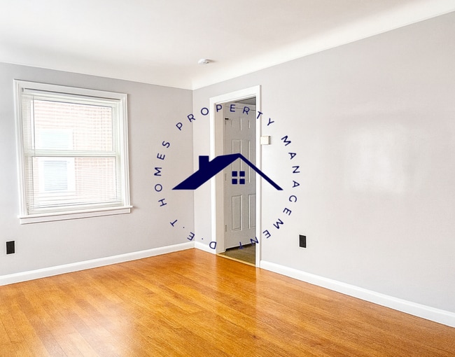 Photo - 18715 Sunderland Rd