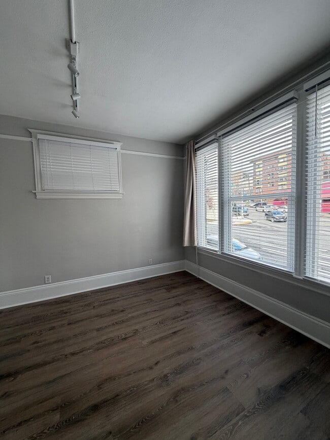 Photo - 1703 Bellevue Ave