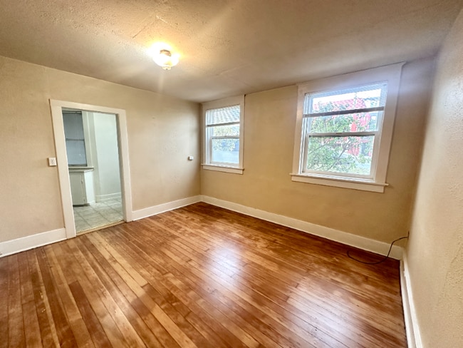 Photo - 816 S 8th St Unidad B1