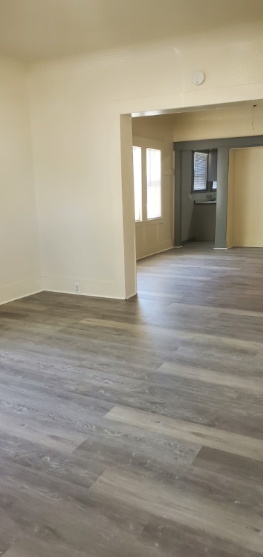 Photo - 524 Flora St