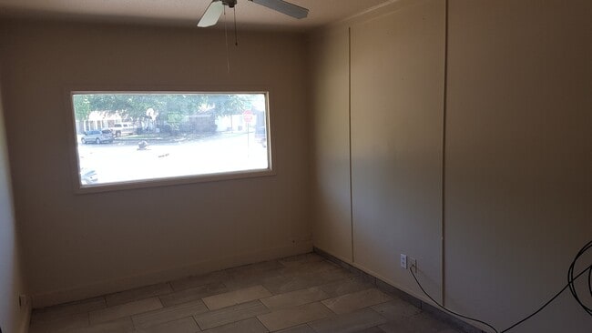 Photo - 3012 Gaines St