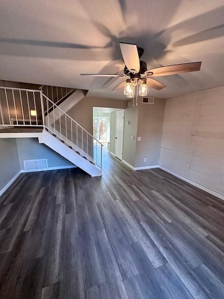 Photo - 4901 E Kelton Ln