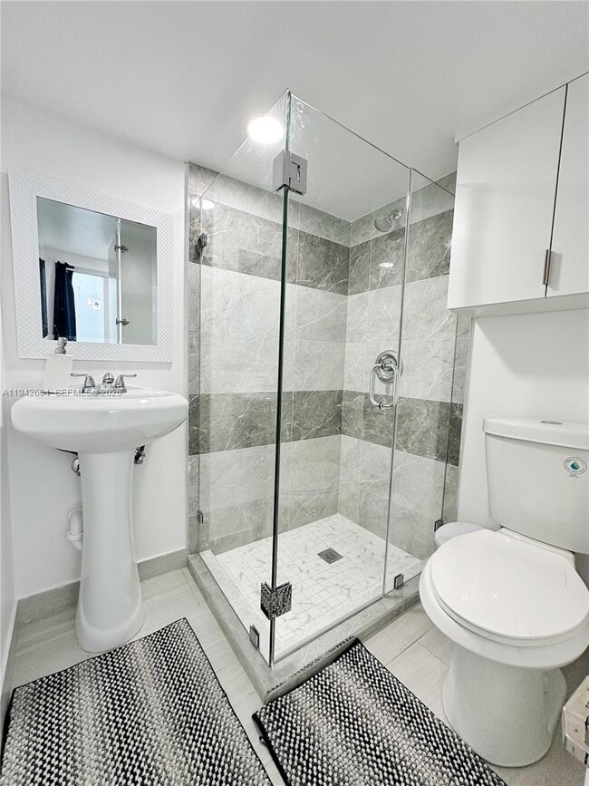 Photo - 2400 NW 9th St Unit 3