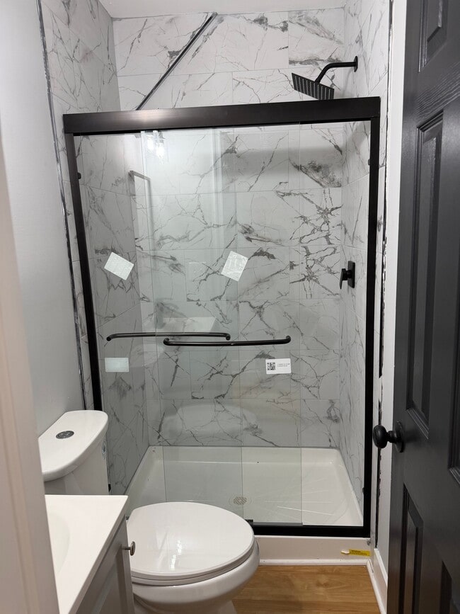 Photo - 1628 Benhill Ave