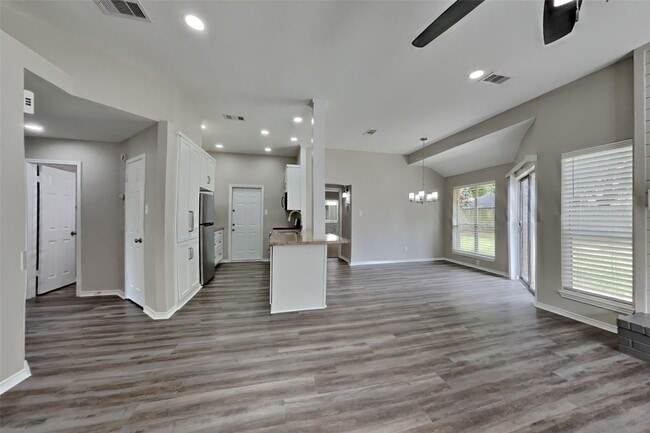 Photo - 9119 Newkay Ln