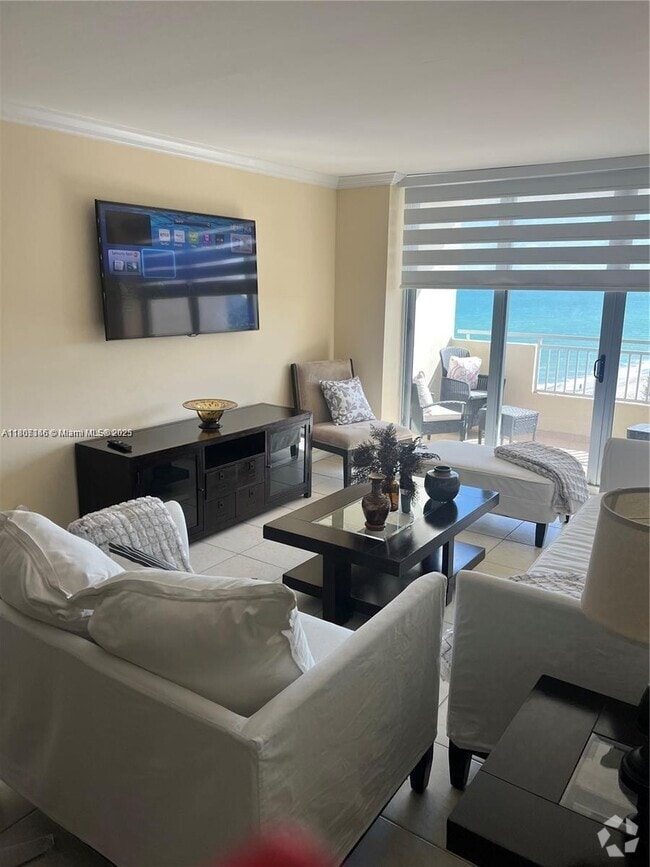 Building Photo - 3180 S Ocean Dr Unit 709 Rental