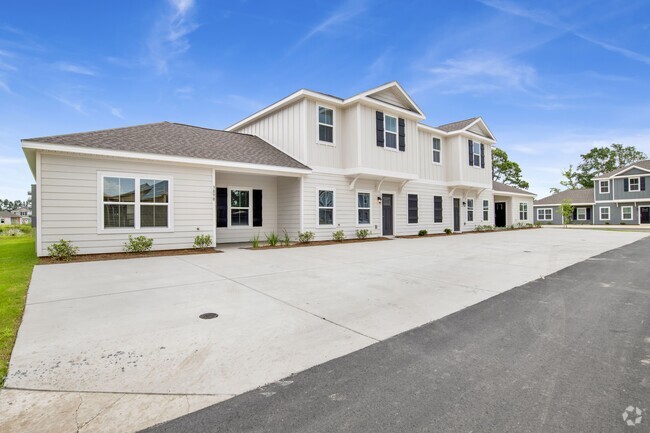 Building Photo - Cottages at Wyld Palms Rental