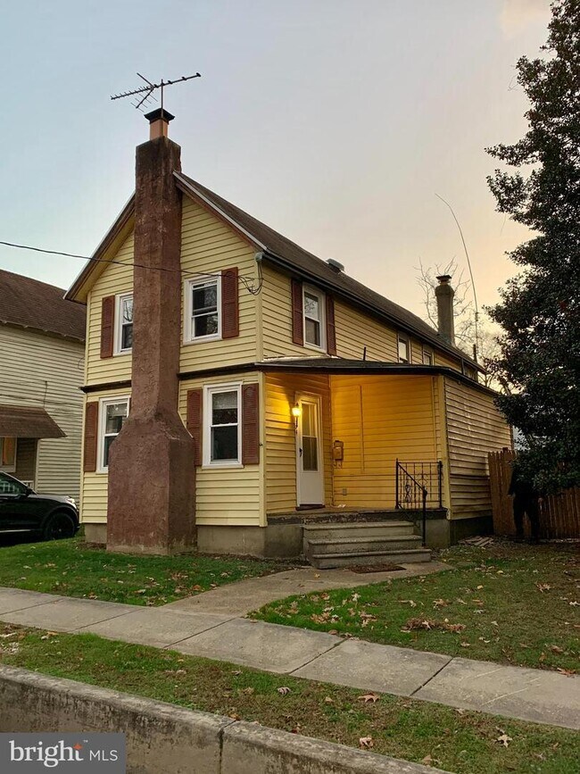 334 Blvd Ave- - 334 Blvd Ave- Rental