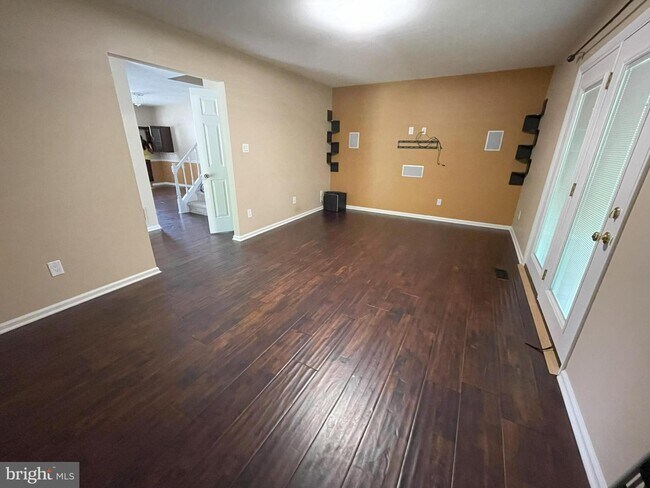 Photo - 2901 Bridlewood Dr