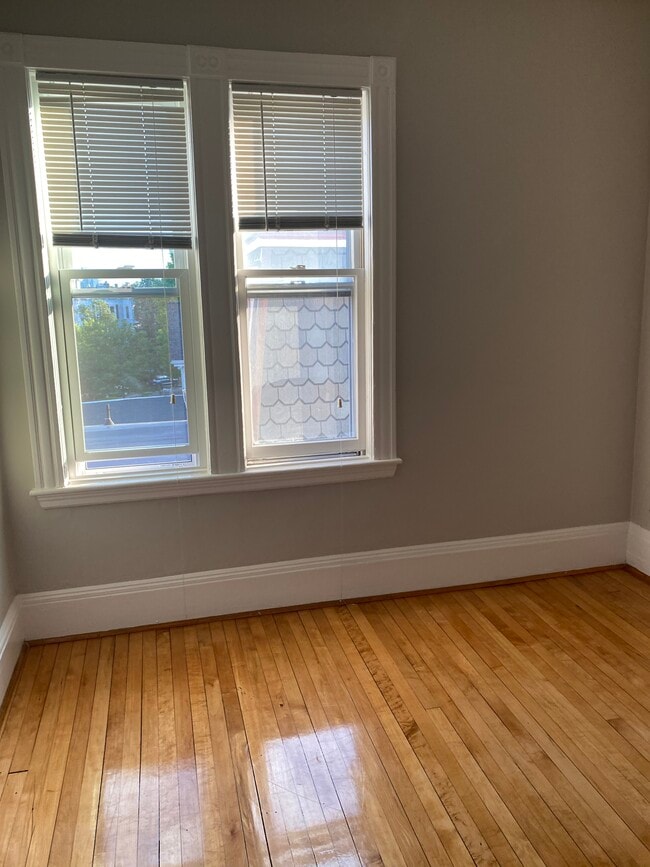 Photo - 12 Pleasant St Unit 1