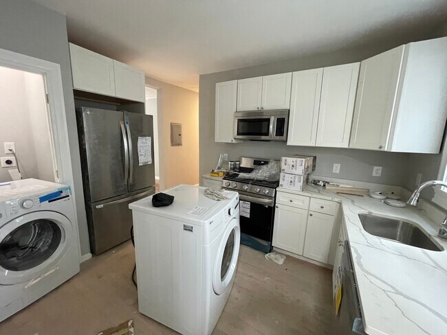33 Hancock St Unit 2