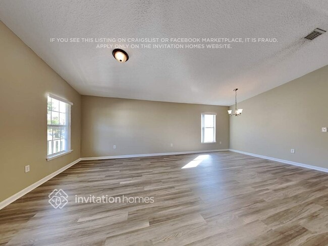 Photo - 1433 Woodland View Dr