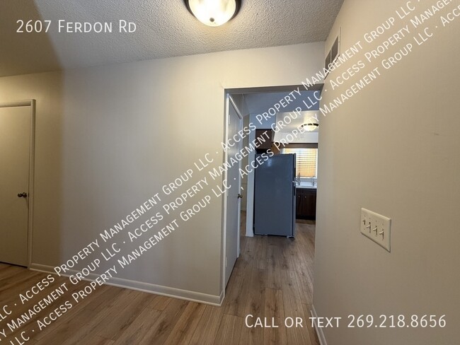 Photo - 2607 Ferdon Rd