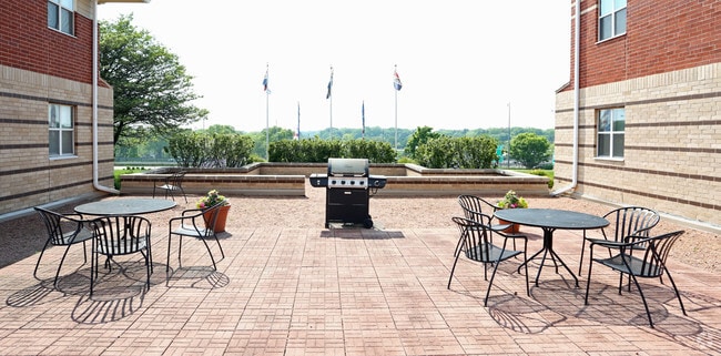 Grill patio