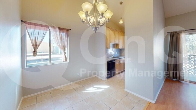 Photo - 818 S Langley Ave Unit 204