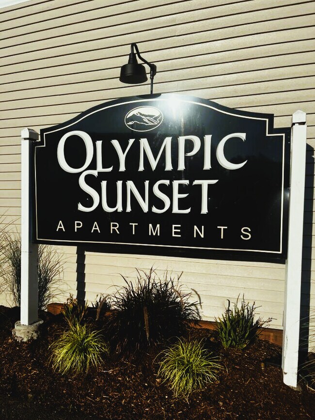 ¡Bienvenido a casa! - Olympic Sunset Apartments